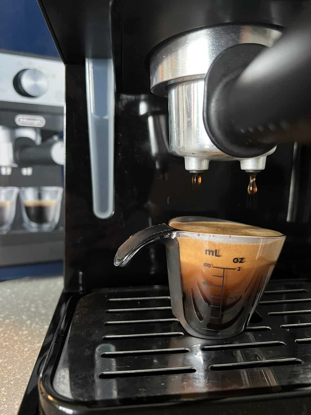 DeLonghi Stilosa Review: A Compact and Budget-Friendly Espresso Maker